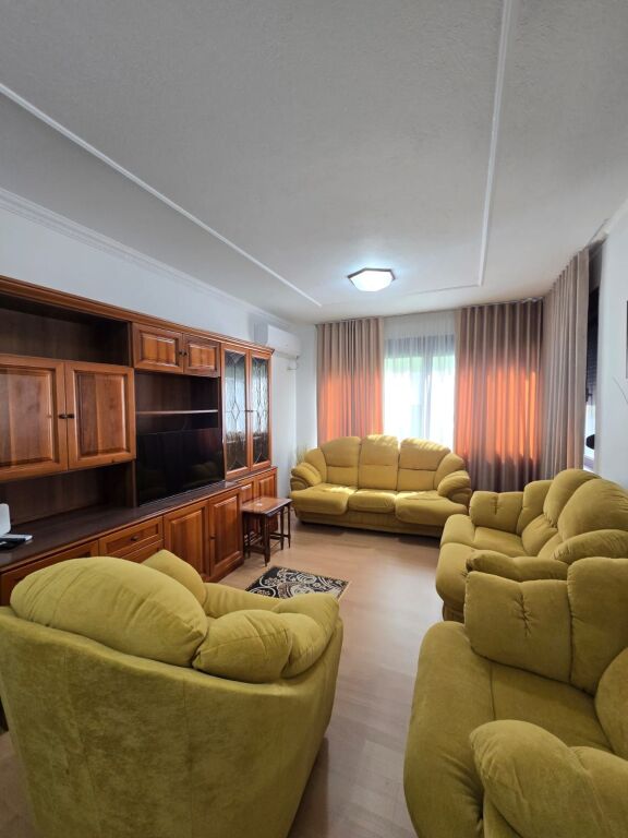 Apartament me qira 2+1+2 Rruga Sami Frasheri