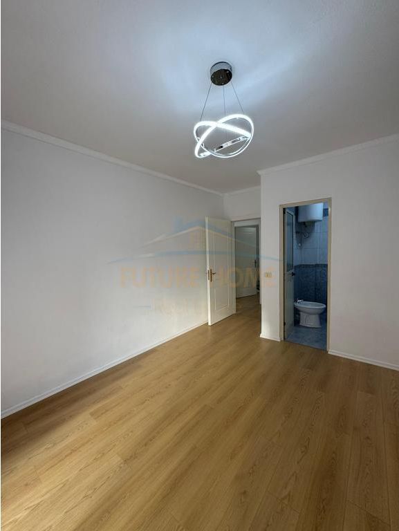 VENDO APPARTAMENTO 2+1+2, FRESK, TIRANA