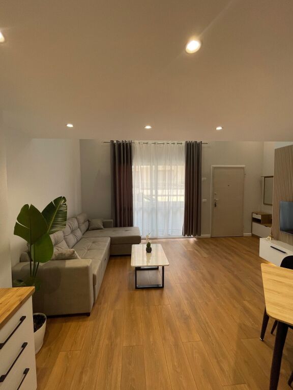 🏡 Vendesi in vendita Appartamento 1+1 Duplex presso 📍 Lago Secco Ristorante “Kapiten Mir Zoti”