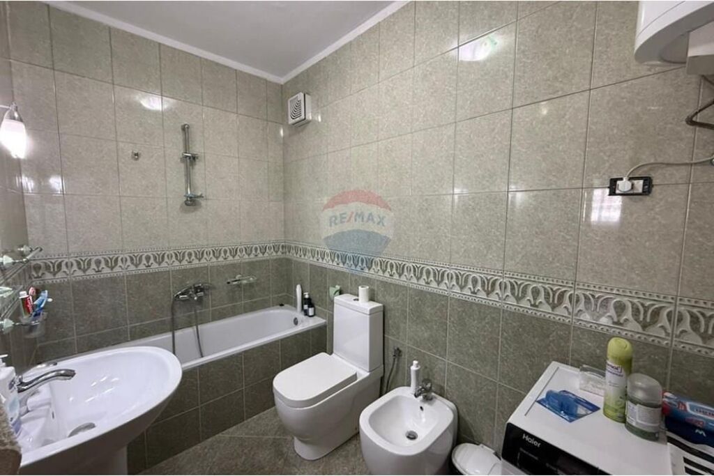 APPARTAMENTO 2+1+2 IN VENDITA A KOMUNA E PARISIT