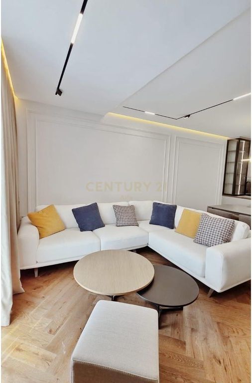 Luxury Apartment 3+1+2 + Parking Space for Rent at "Golden Residence"!