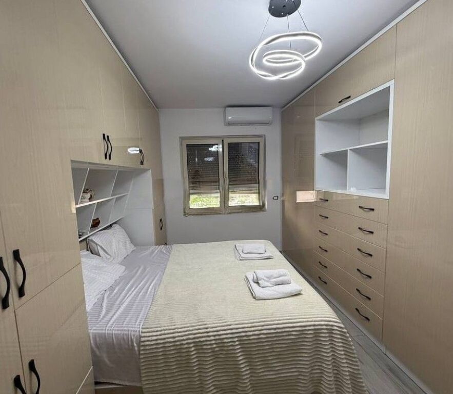SHKOLLA E BALETIT, JAPIM APARTAMENT 2+1 PER QIRA