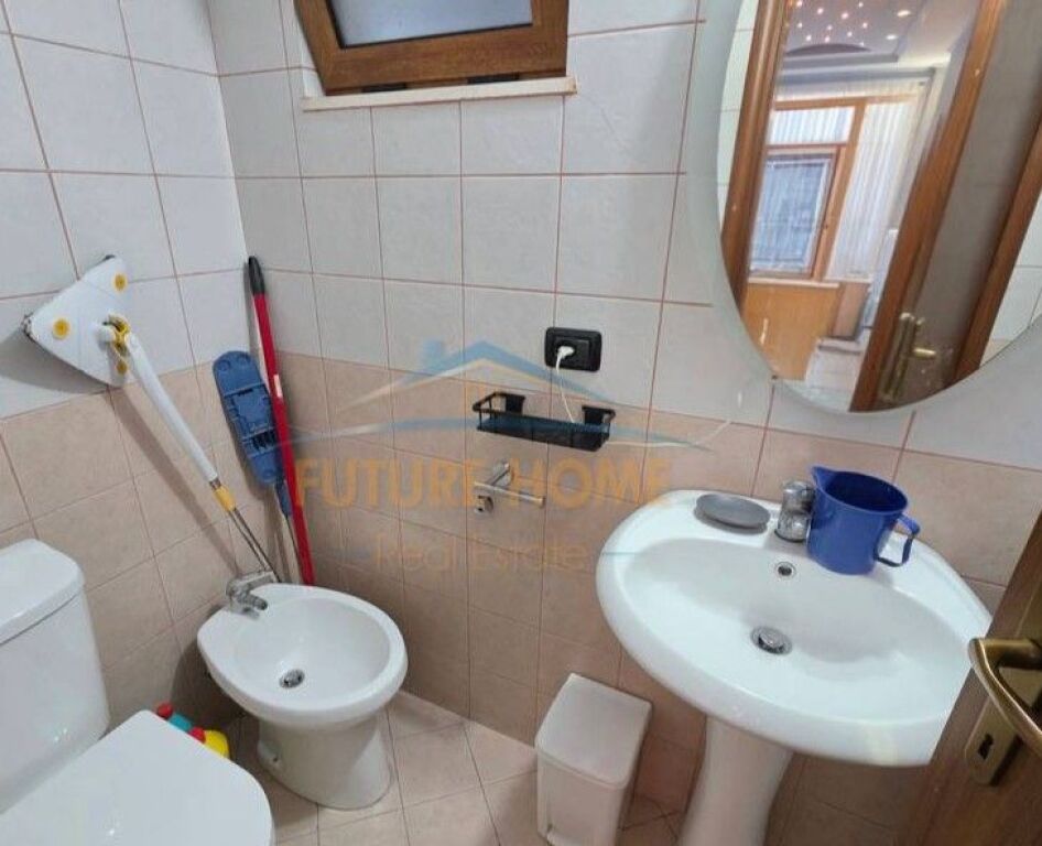 Qera,Garzoniere,Fakulteti Ekonomik