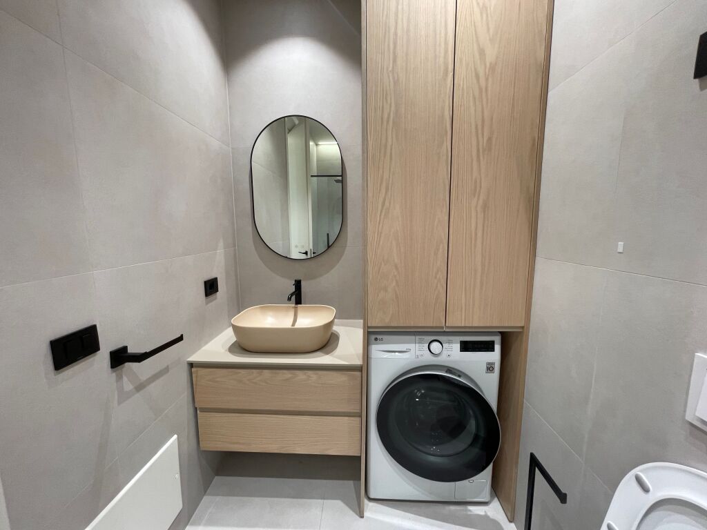 For rent modern 1+1 Apartment at Golden Tower Residence, Mine Peza Street!