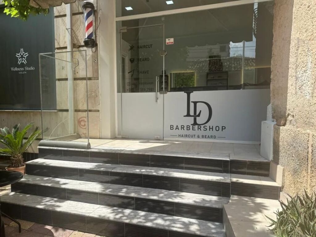 Shop for sale on Barrikadave street/ 180 meters from the center   