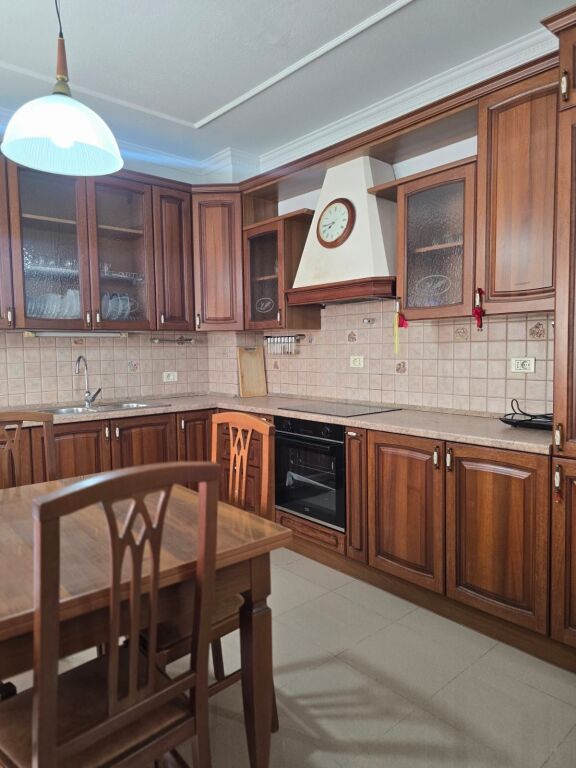 Apartament 2+1 per qira,Bllok Sami Frasheri