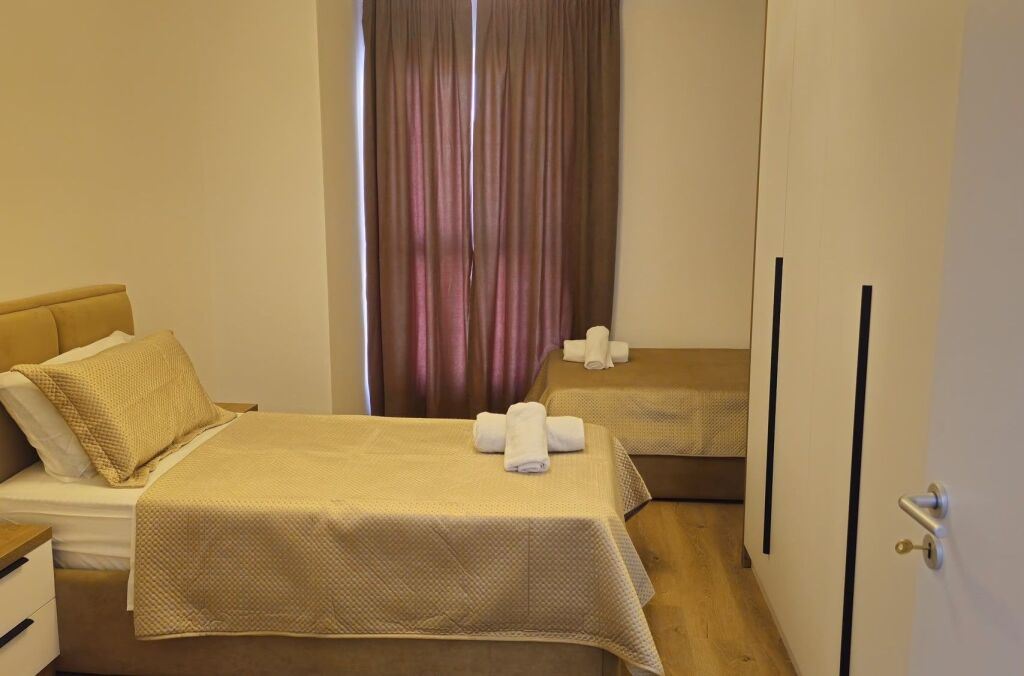📌Apartament 2+1+2 me Qira – Kompleksi Aura, Rruga Dritan Hoxha