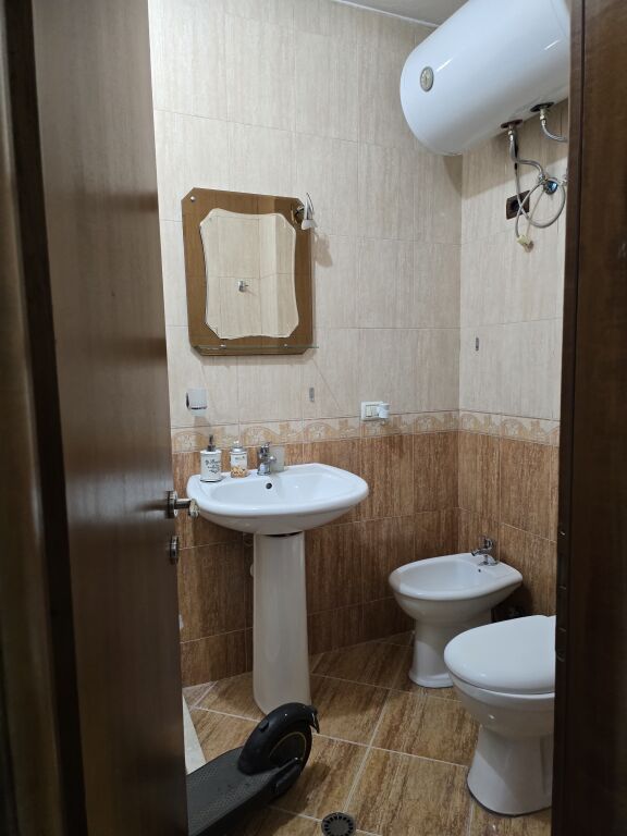Appartamento in vendita 2+1 a Komuna e Parisit