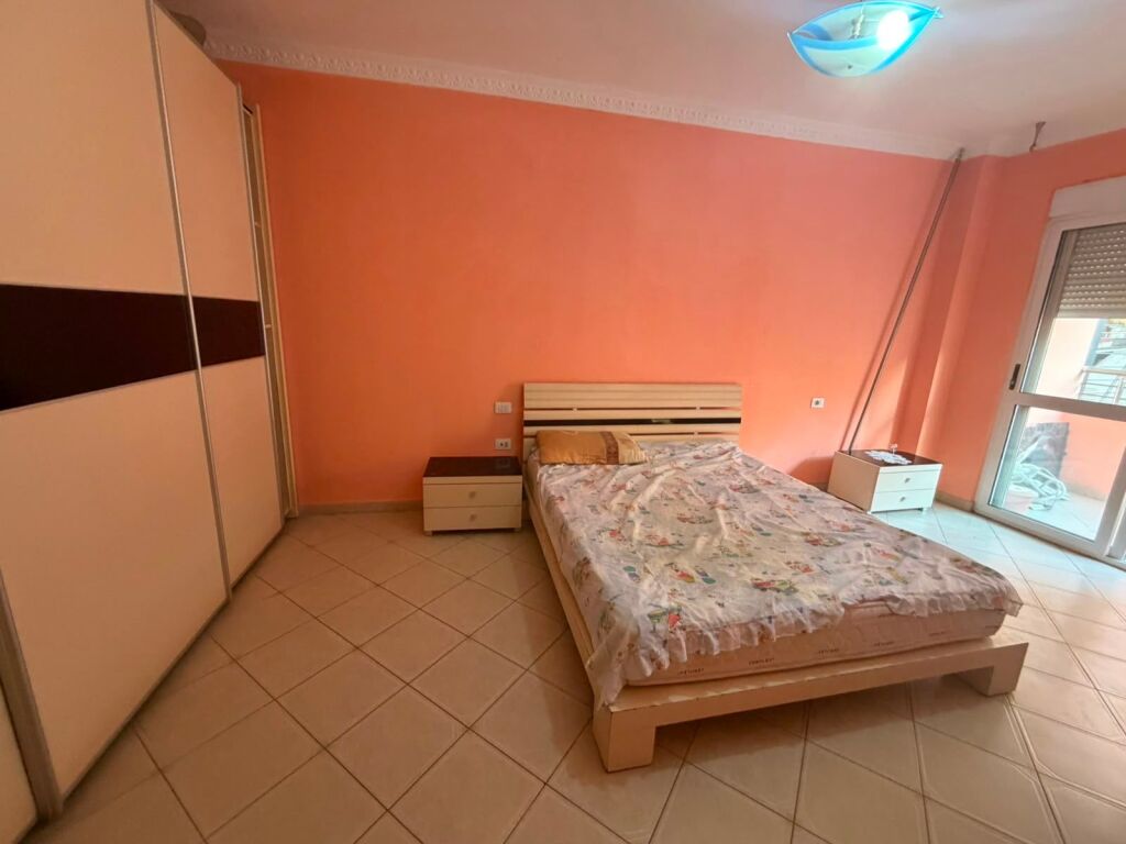 Apartament 2+1+2 me qera ne Astir tek Bar Artisti