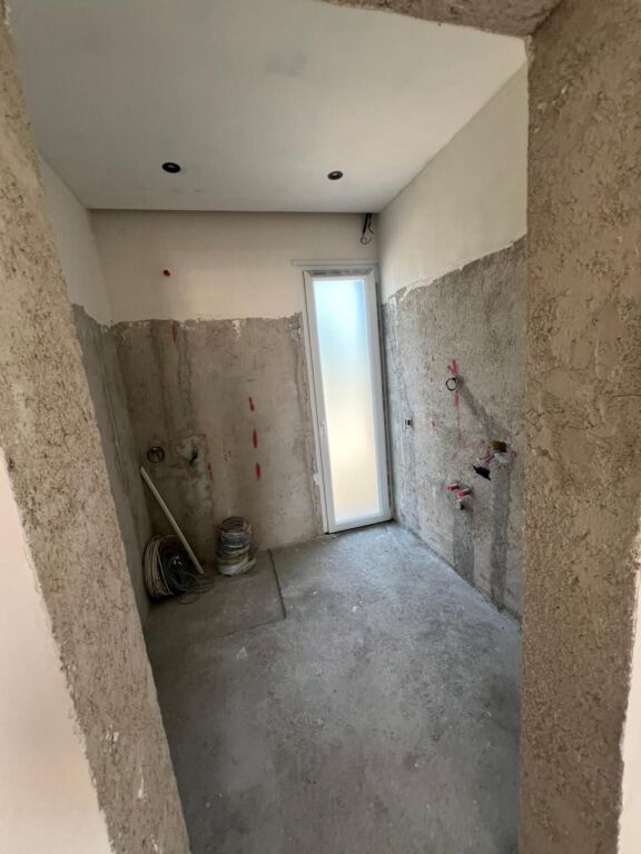 Casa in Vendita a Sallmonë, Durazzo