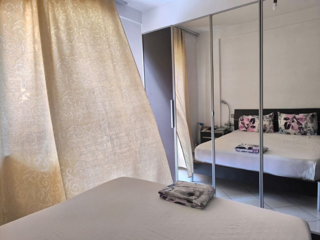 Apartament 2+1 per qera ne astir