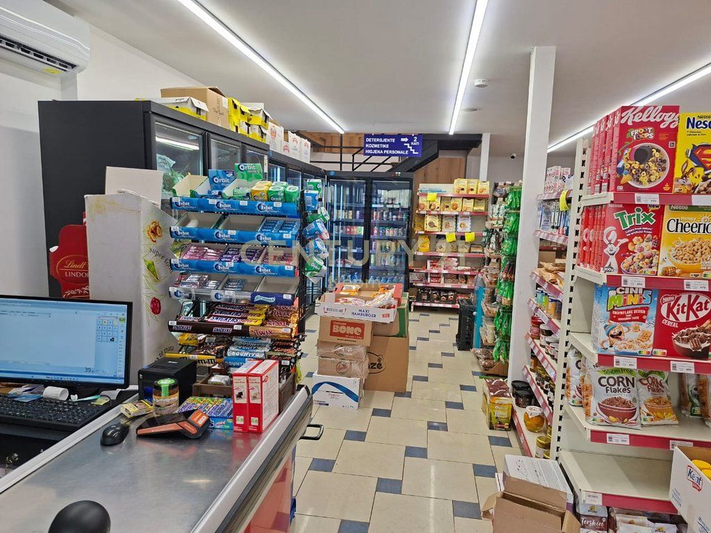 🏢 Ambiente Commerciale Duplex in Affitto | Myslym Shyr, Tirana