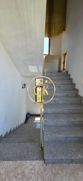 🏢✨ VILLA SU 3 PIANI IN VENDITA NELLA ZONA MARE; DURRES ✨🏢