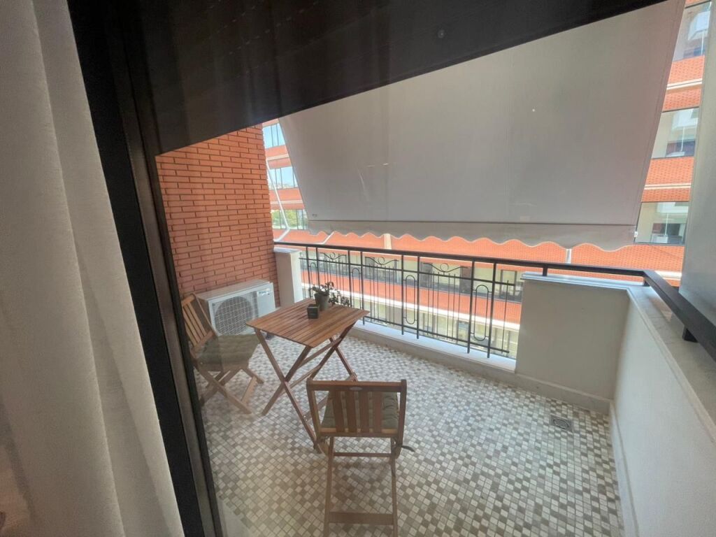 Apartment 1+1+parking+administration for rent at Delijorgji