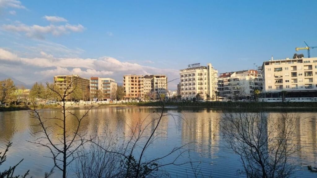 Appartamento 2+1 in vendita Lago Secco