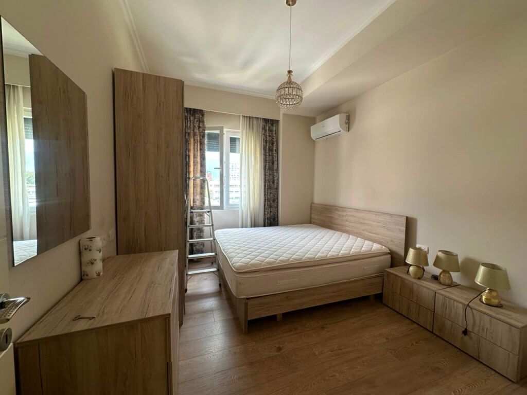 Apartament 2+1+Parkime me qera prane Square21