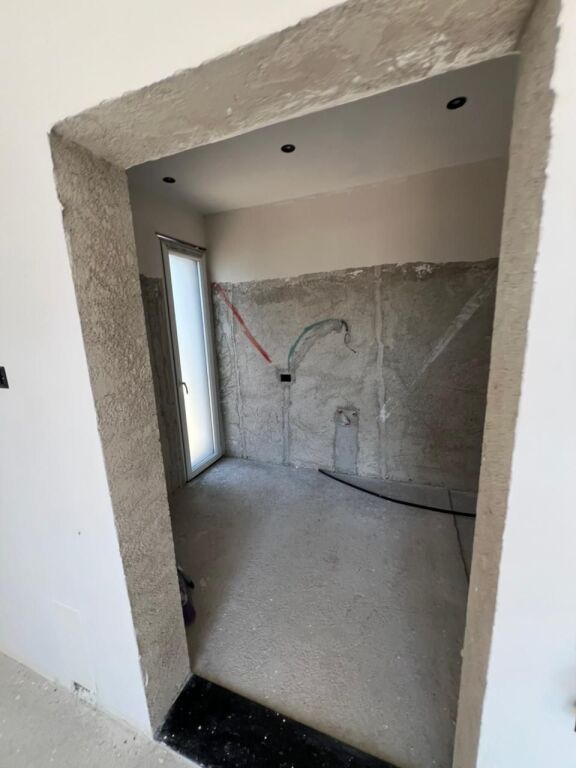 Casa in Vendita a Sallmonë, Durazzo