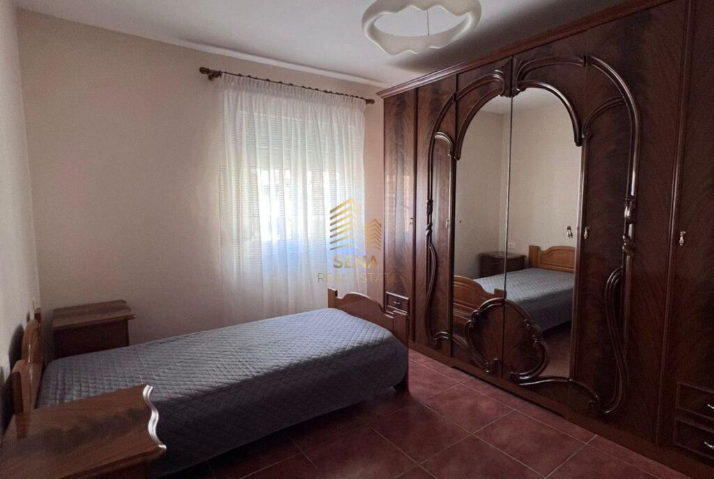 Affitto, Appartamento 2+1+balcone, Via Elbasan, 60.000 Lek/mese