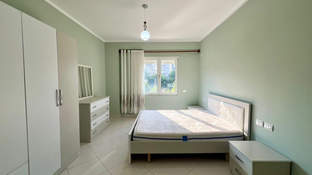 ME QERA: 2+1📍Kopshti Zologjik (Rr.Bilal Sina) - 70,000 Leke/Muaj - Sp.90m² - Pallat i Ri V.2016 || Pamje Fantastike nga Kopshti Zologjik✨️