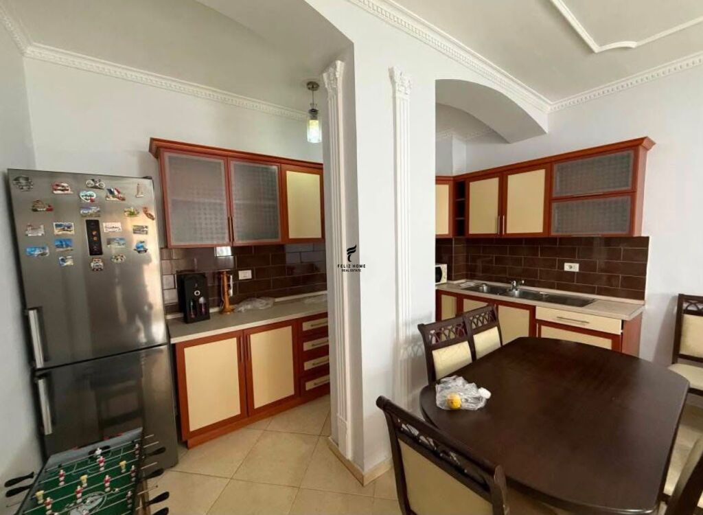 APARTAMENT ME QERA 2+1 RRUGA 5 MAJ 55.000 LEKE FH-81817