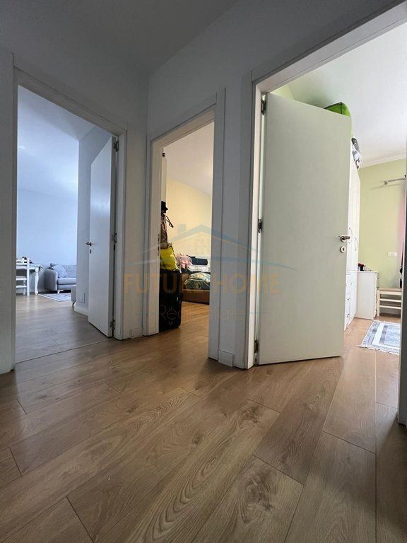 Shitet, Apartament, 2+1+ Post Parkimi, Rruga e Dibres