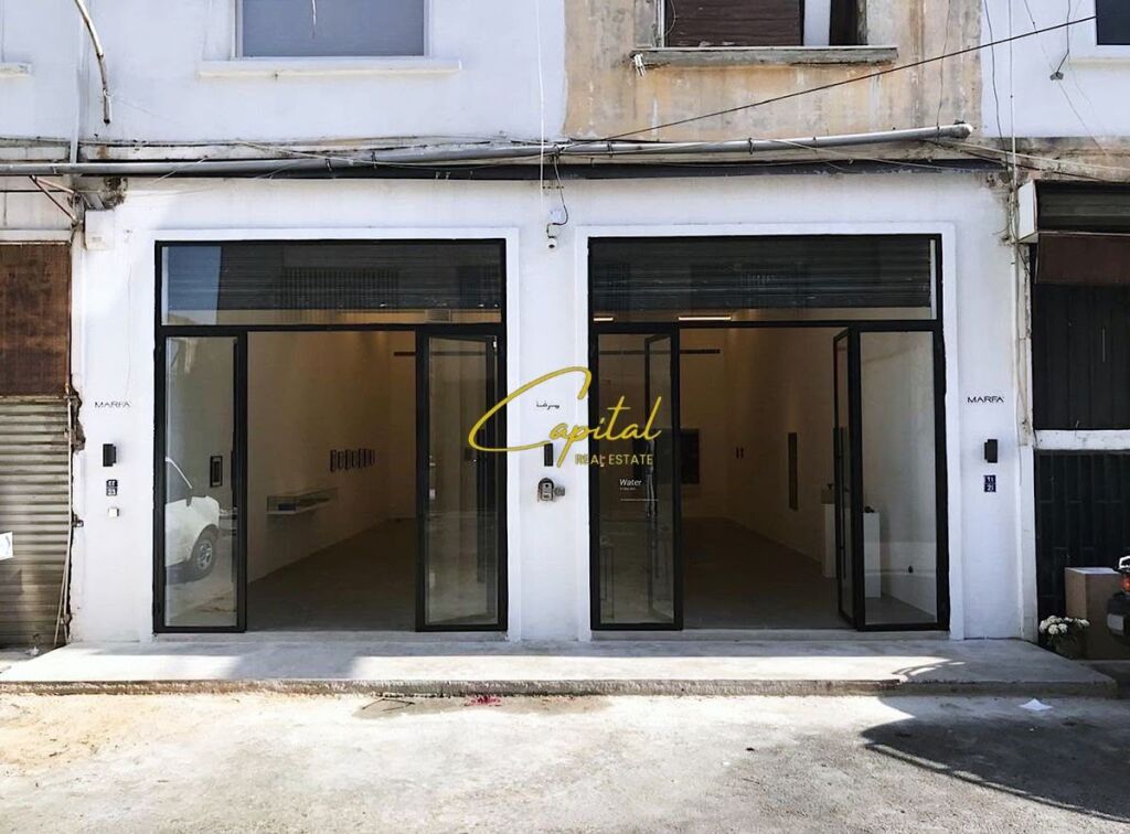 VENDESI COMMERCIALE IN VENDITA 64 M2 21 DICEMBRE 195.000 EURO