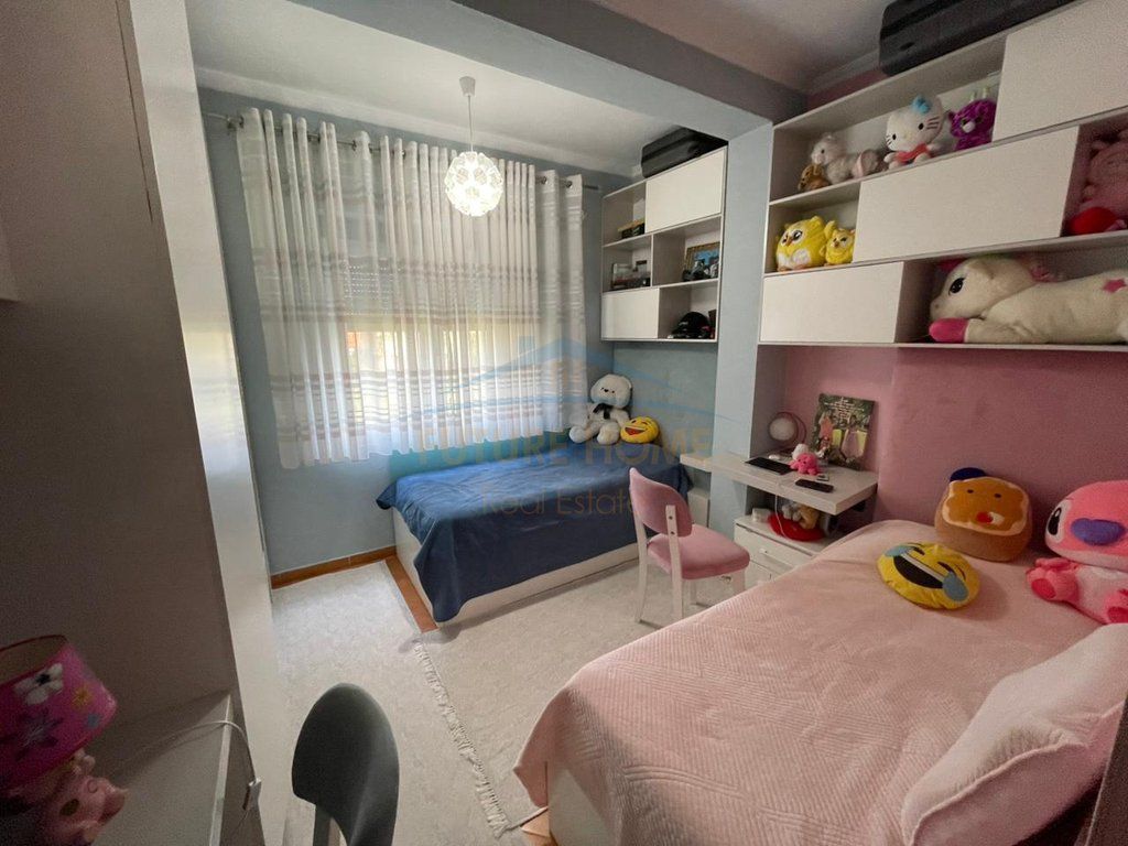 Qera, Apartament 2+1+Post Parkimi , Rruga Siri Kodra, Tirane .