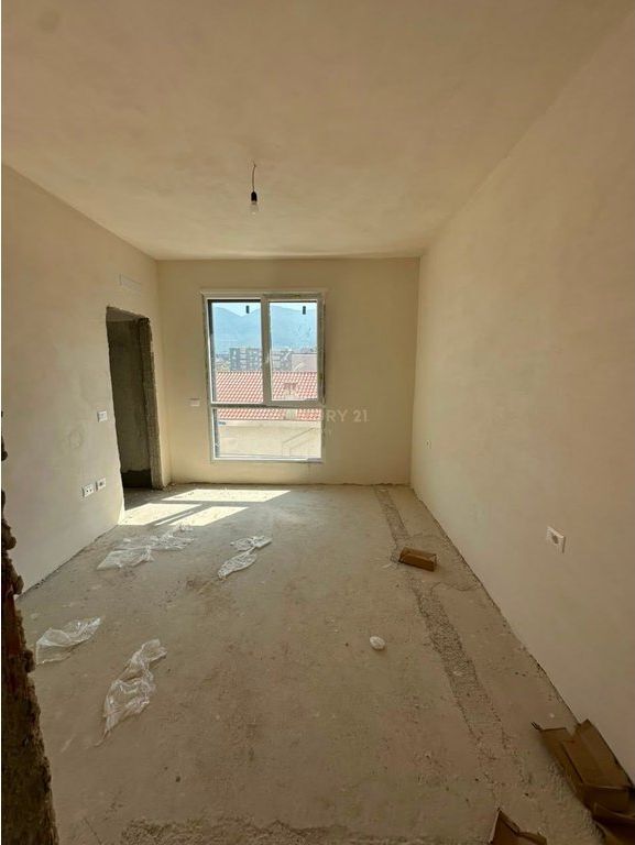 Appartamento 2+1+2 in vendita a Ali Dem 256.000 €