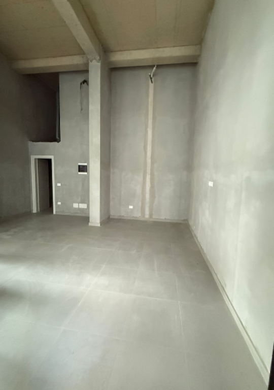 SHOP FOR RENT – RIVER RESIDENCE