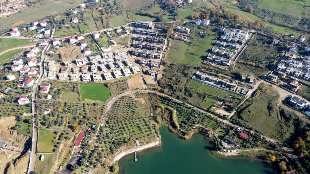 Appartamento 2+1+2 con veranda Lago di Farka!