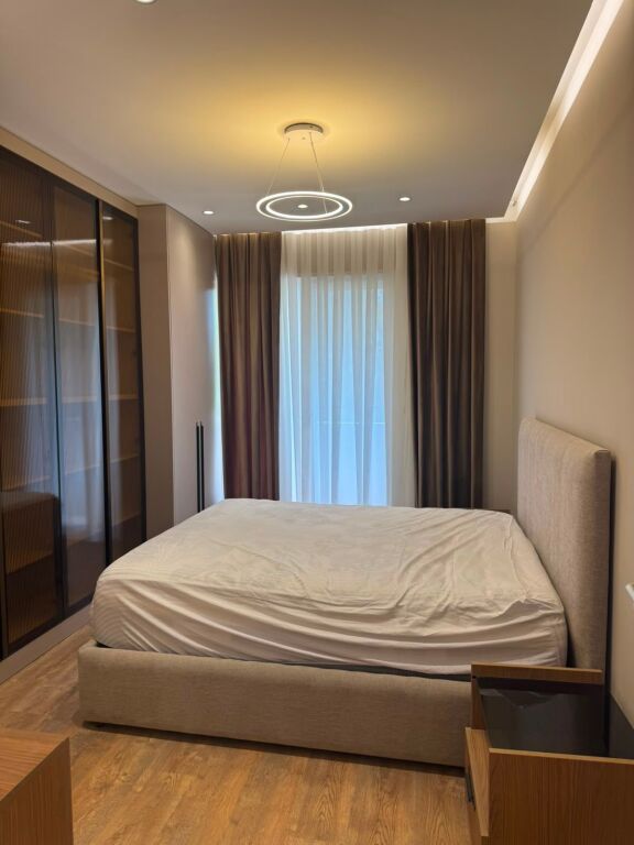 Qera | Apartament 1 + 1+Ballkon, | Laprake | 750 €/muaj