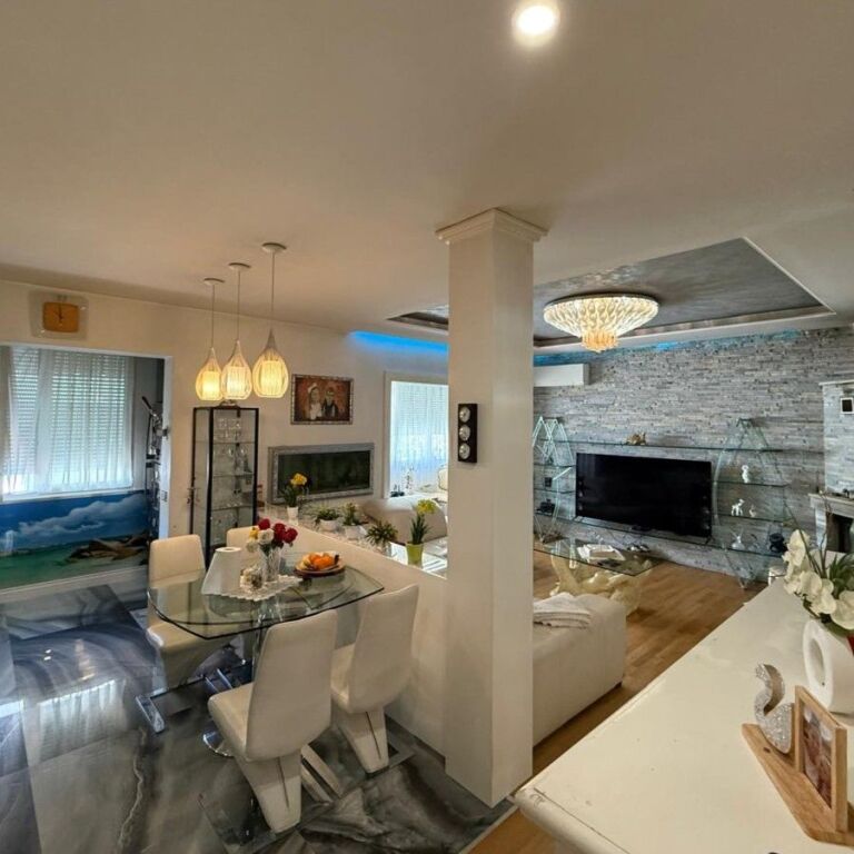 🏡🔥 VENDESI APPARTAMENTO 3+1+2 BAGNI + CAMINO – MUNICIPIO DI PARIGI ✨