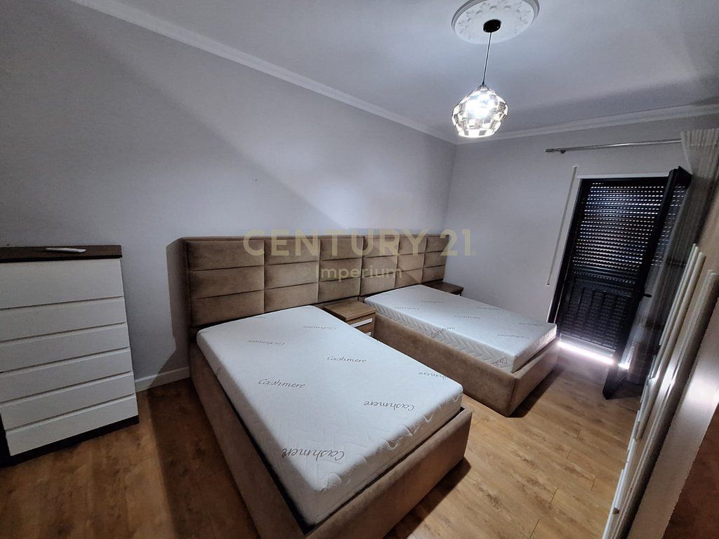 Apartament 2+1+ post parkimi me qira tek Green City, Ish Fusha e Aviacionit!