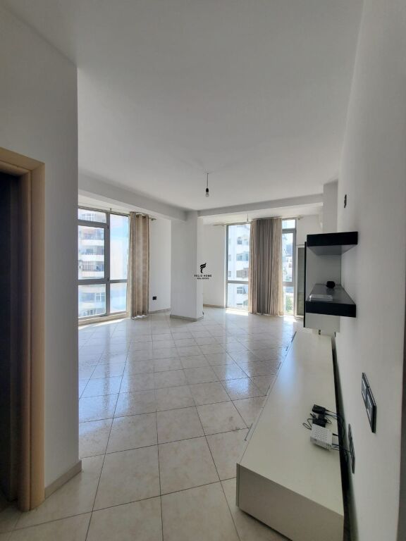 UFFICIO IN AFFITTO 110 M2 COMUNE DI PARIGI 1.300 EURO FH-81831