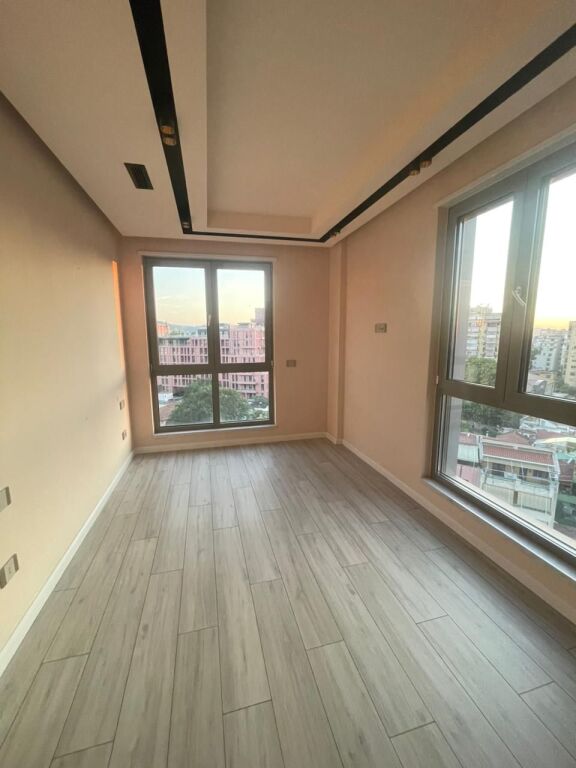 Premium business premises for rent
