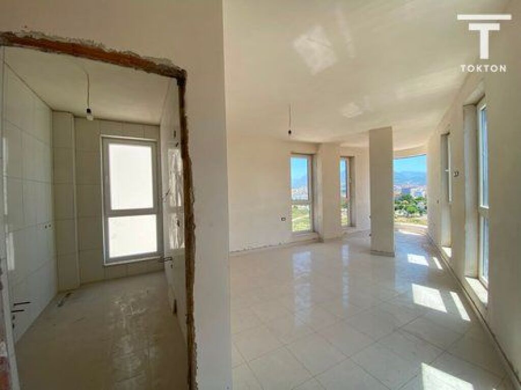 IN VENDITA, APPARTAMENTO 3+1+2, NUOVO BOULEVARD, TIRANA