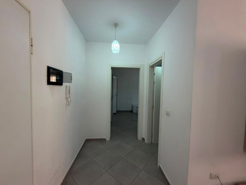 OCCASIONE Appartamento 1+1 in Vendita con Posto Auto - Via Pelivan Leskaj, Stazione di Servizio Bolv, Vlore