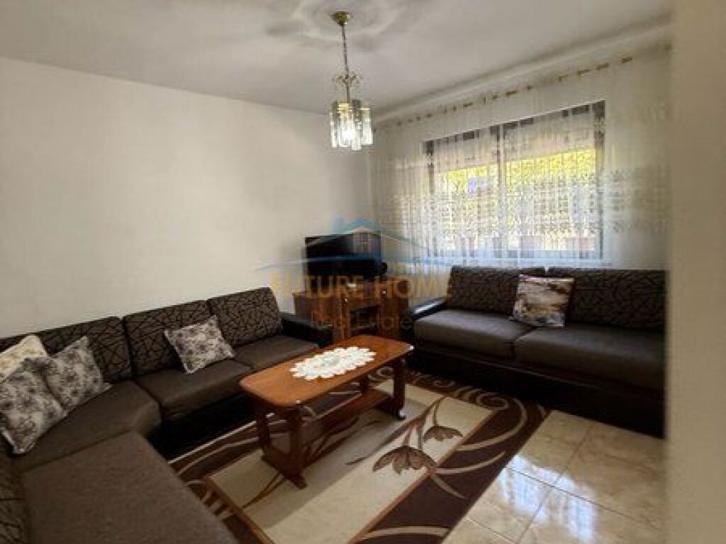 In vendita, Appartamento 3+1, Ali Demi, Tirana.