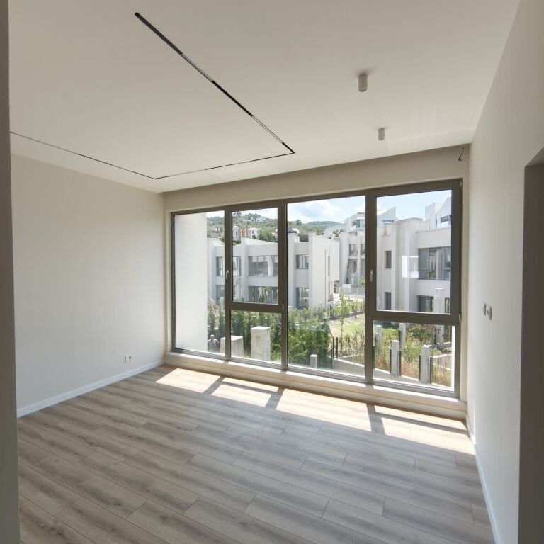 🏡 VILLA FOR RENT – GREEN VALLEY