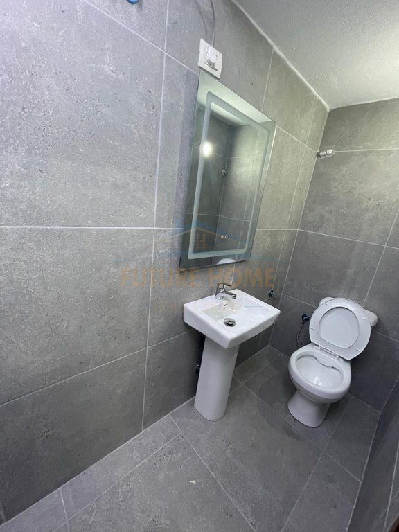 Affitto, Monolocale, Via Frosina Plaku, Tirana.