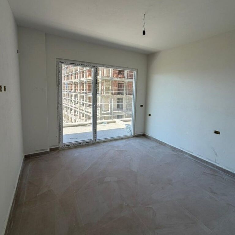 🏡🌊 OCCASIONE‼️ APPARTAMENTO 2+1 + LAVANDERIA IN VENDITA – HOLIDAY IN, SHËNGJIN ✨