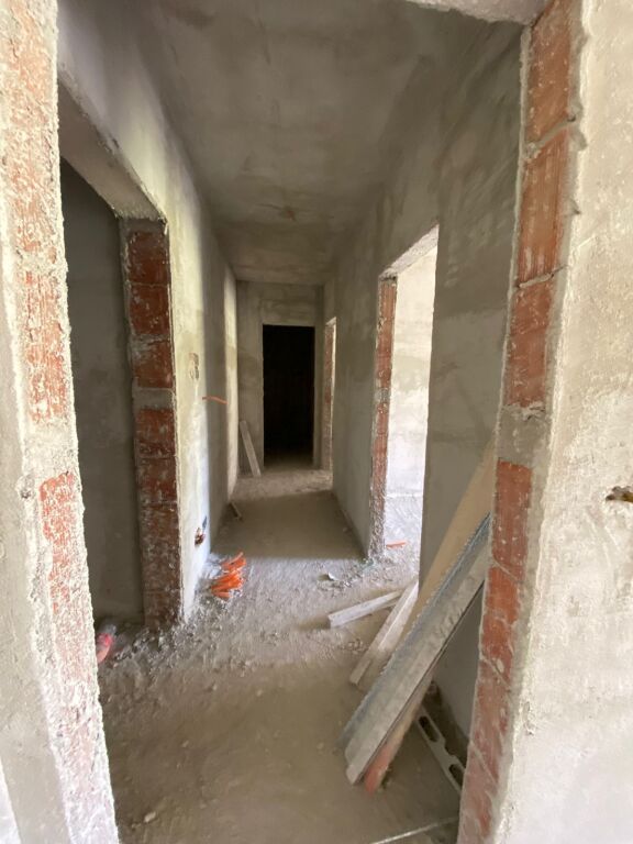 Paskuqan , In vendita 2+1+2wc con 1000€/m2