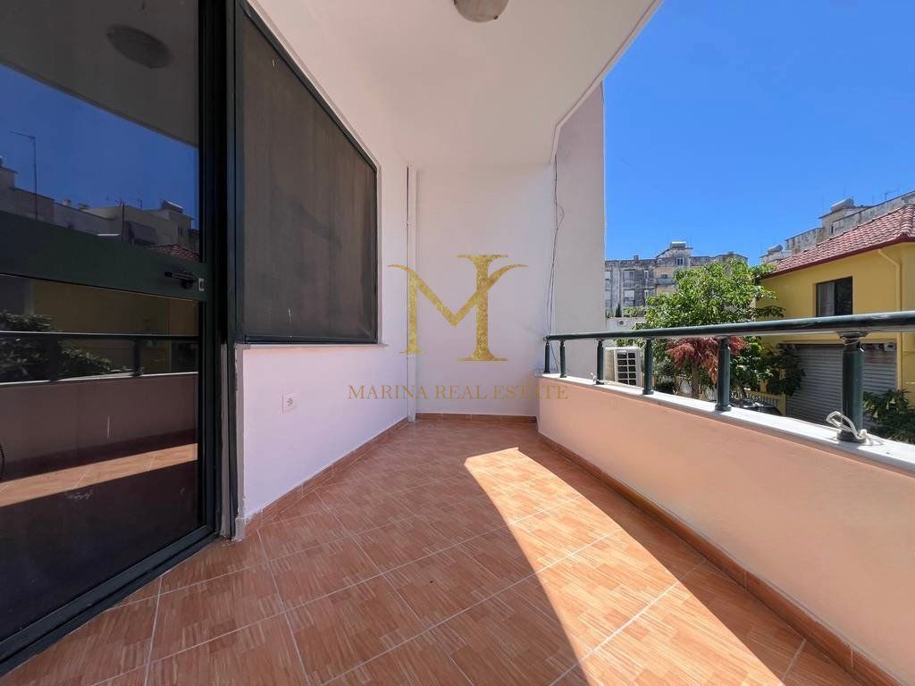 Apartament 1+1 per shitje tek Miami 2 ne Golem !!!