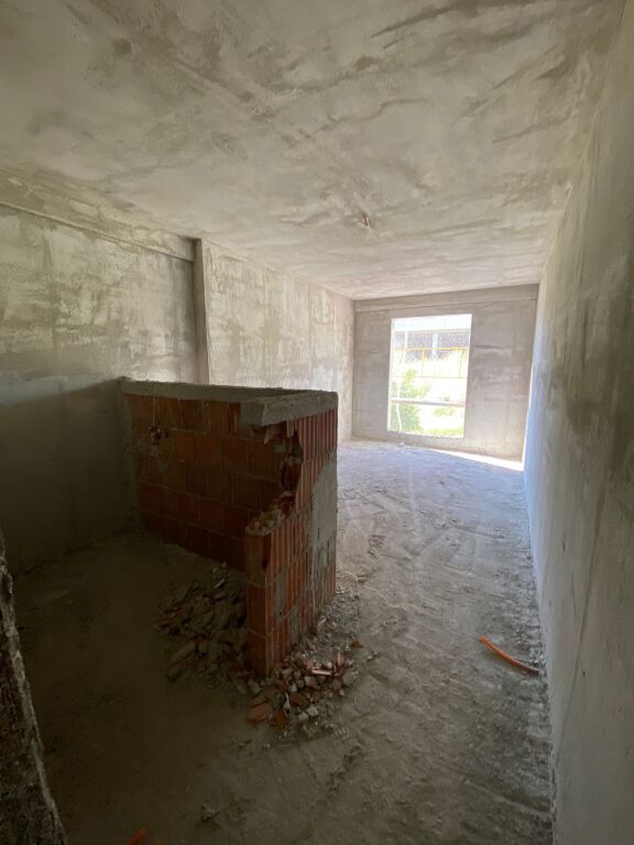 Paskuqan , In vendita 2+1+2wc con 1000€/m2