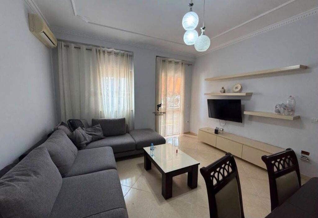 APARTAMENT ME QERA 2+1 RRUGA 5 MAJ 55.000 LEKE FH-81817