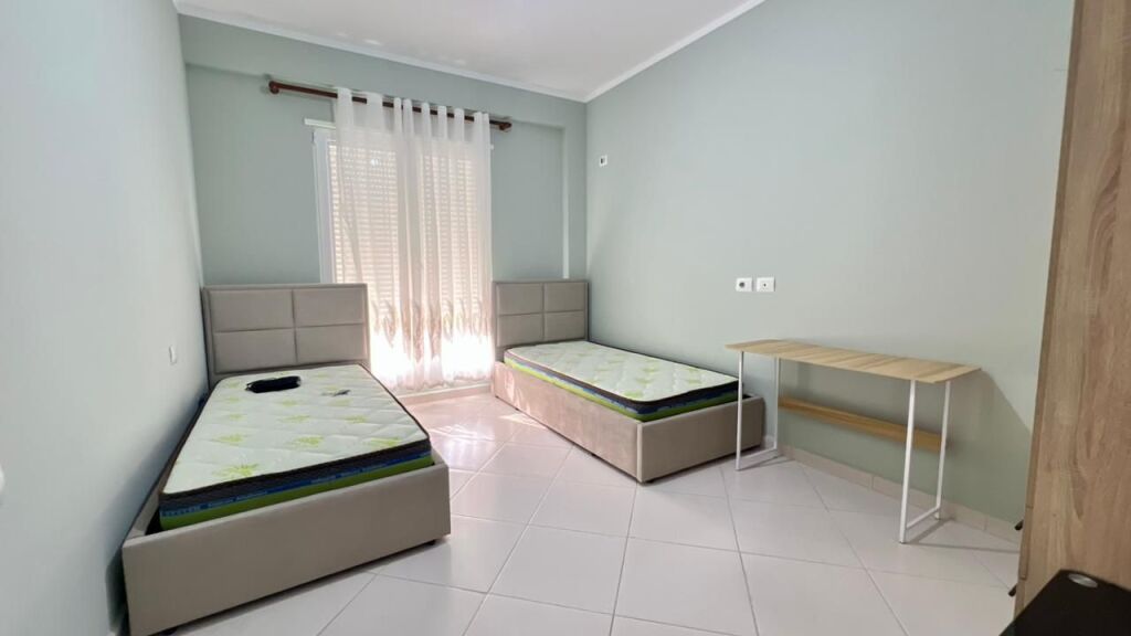 ME QERA: 2+1📍Kopshti Zologjik (Rr.Bilal Sina) - 70,000 Leke/Muaj - Sp.90m² - Pallat i Ri V.2016 || Pamje Fantastike nga Kopshti Zologjik✨️