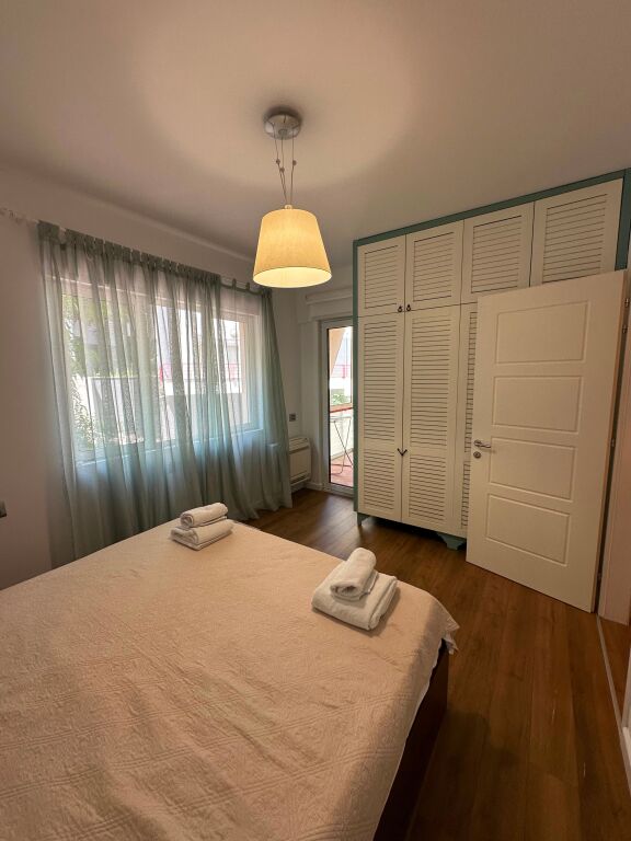 APARTAMENT 2+1+2 – LIQENI I THATË