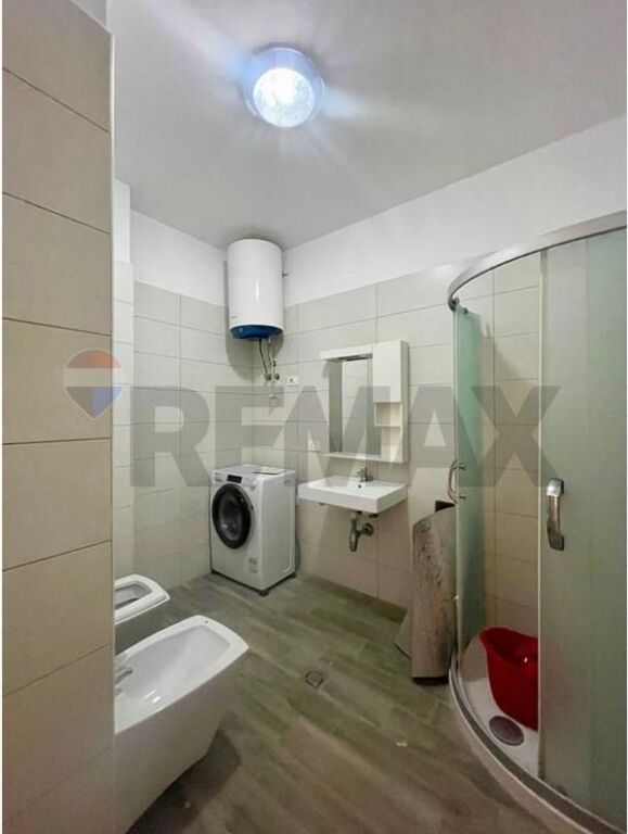 Apartament - Për Qira - Kompleksi Delijorgji, Tiranë