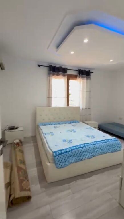 Apartament 1+1 me Qira tek Medreseja