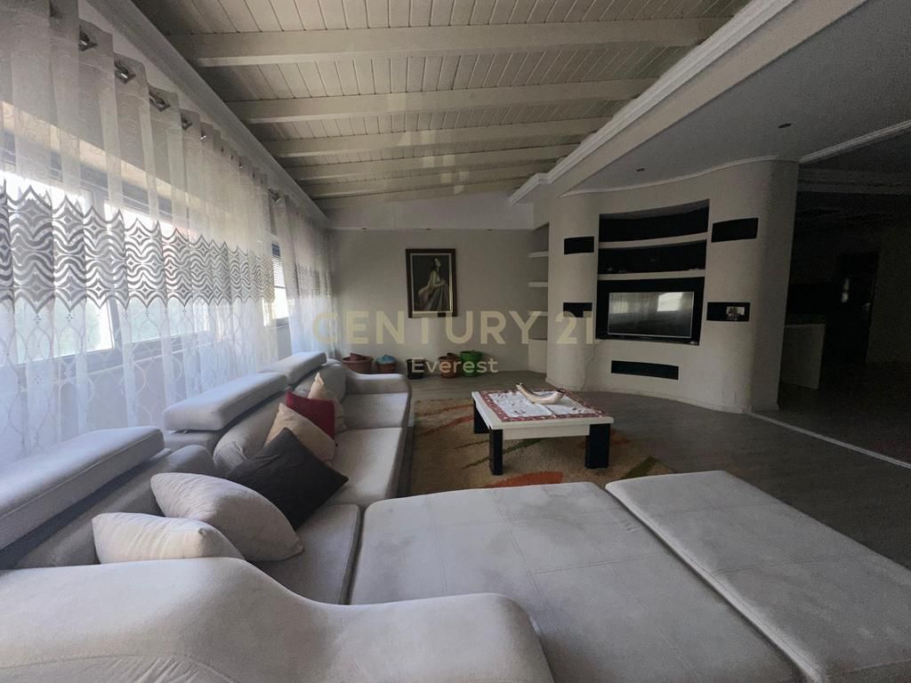 IRFAN TOMINI, VENDIAMO APPARTAMENTO 2+1+2 245,000 €